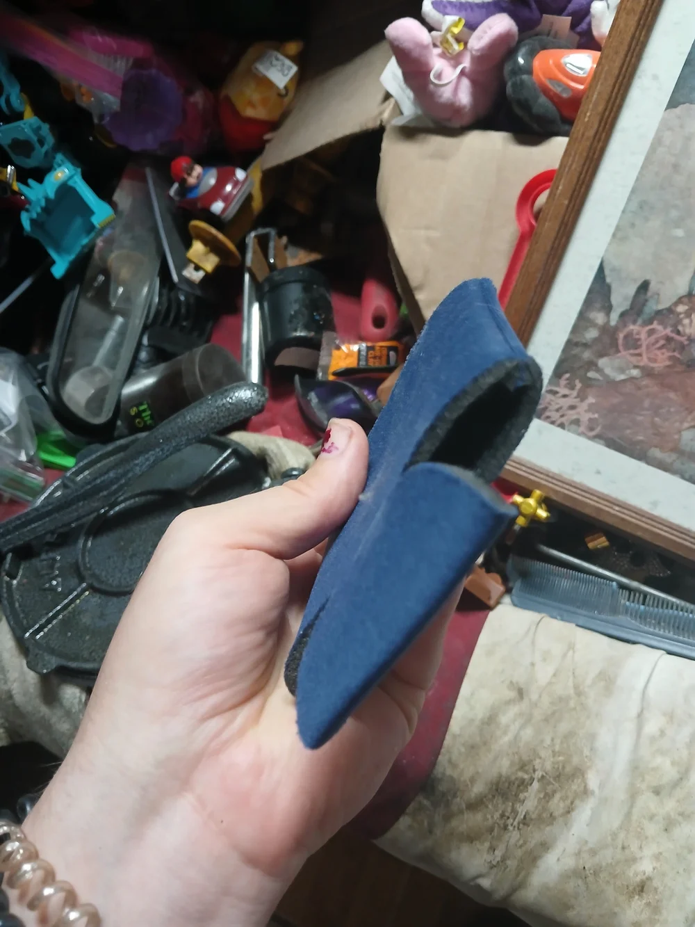 The Unbranded Brand blue neoprene